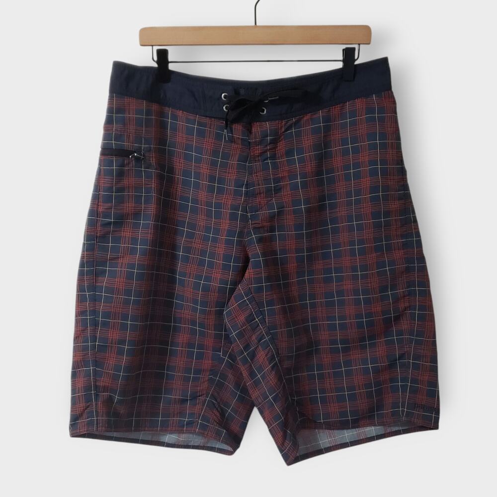 Patagonia Twenty-threes Board Shorts Mens Swim Trunks Red Blue Plaid Sz‎ 33